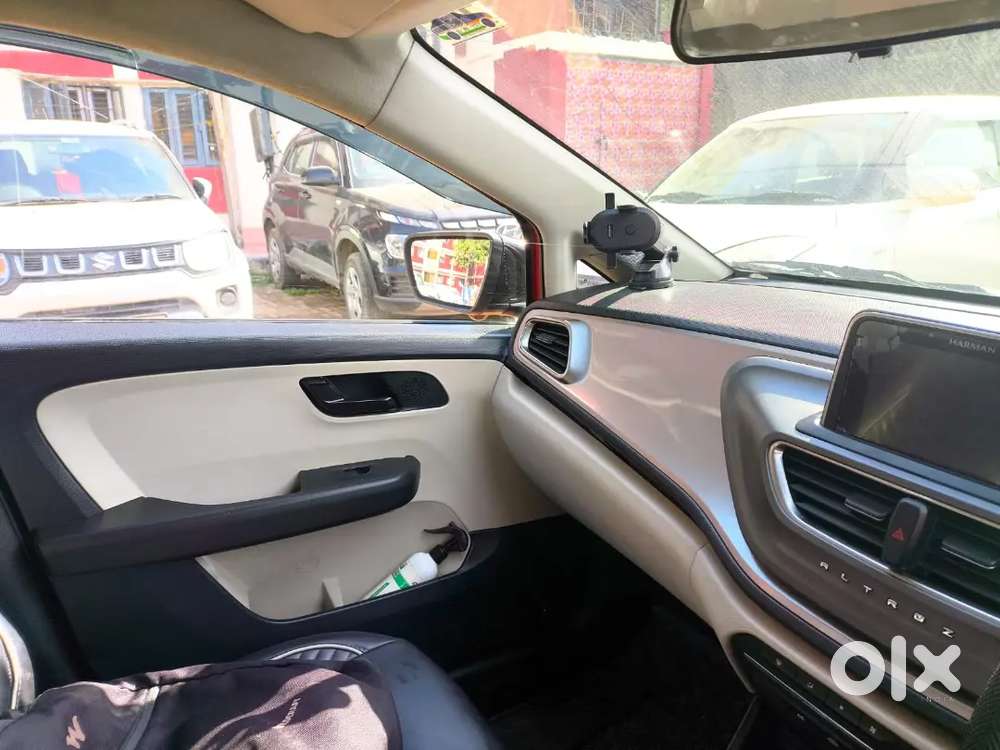 Tata Altroz 1.2 Xt 2022 Dec Registered