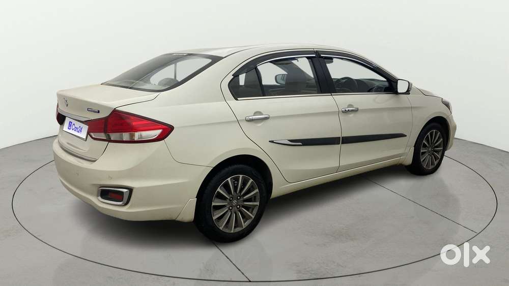Maruti Suzuki Ciaz 1.5 Alpha Shvs Petrol, 2022, Petrol