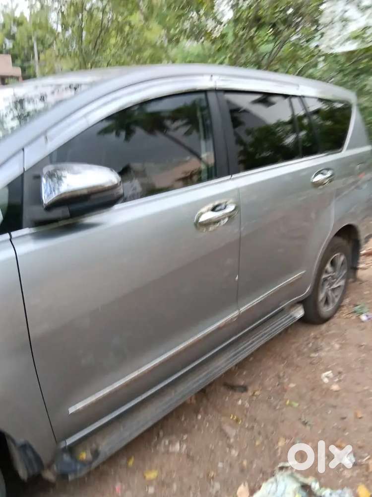 Toyota Innova Crysta Diesel Automatic 2013 Model