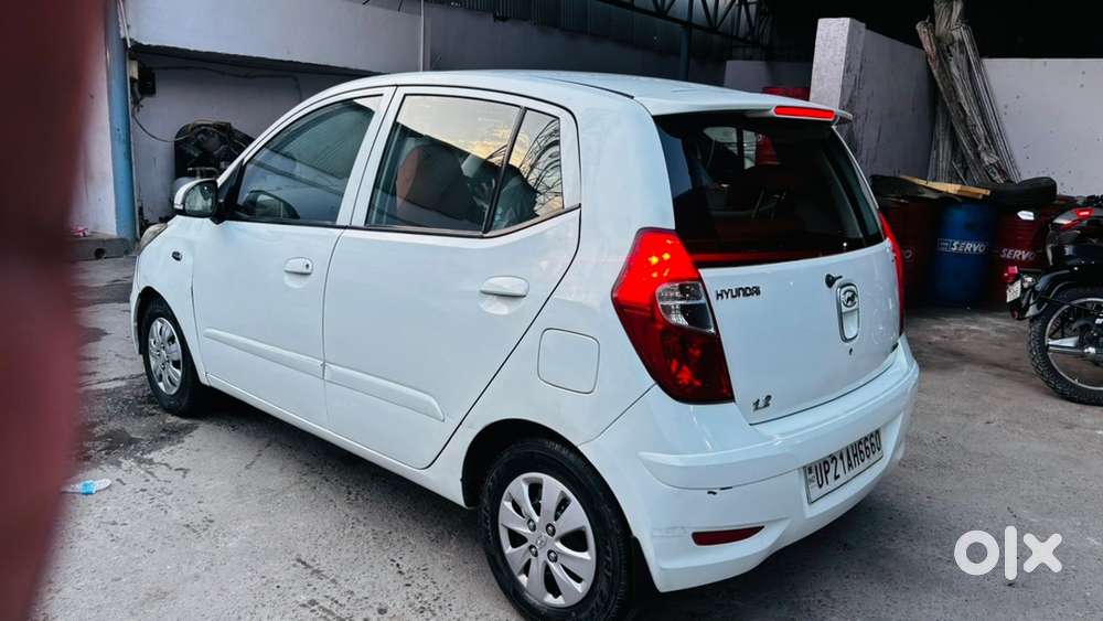 Hyundai I10 Sportz 2011