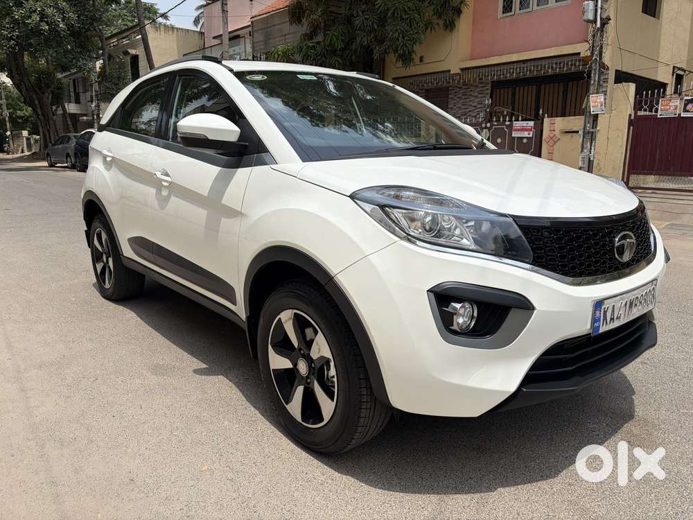 Tata Nexon 1.2 Revotron Xza Plus (o) Amt, 2018, Petrol