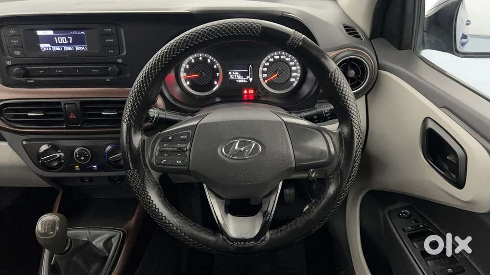Hyundai Aura [2023-ongoing] 1.2 S Petrol Manual, 2020, Petrol