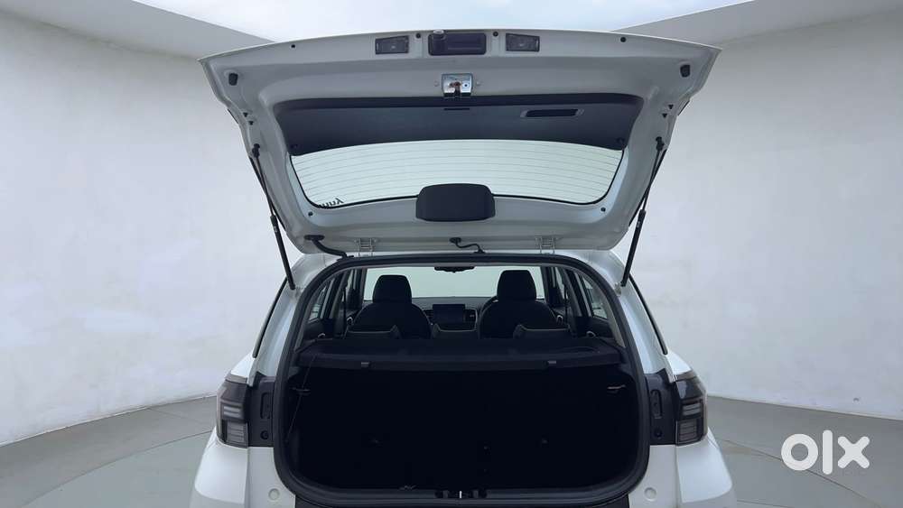 Hyundai Venue Sx (o) Mt 1.0 Turbo, 2024, Petrol