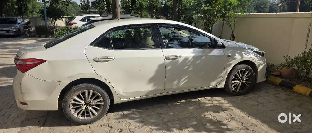 Toyota Corolla Altis 2014