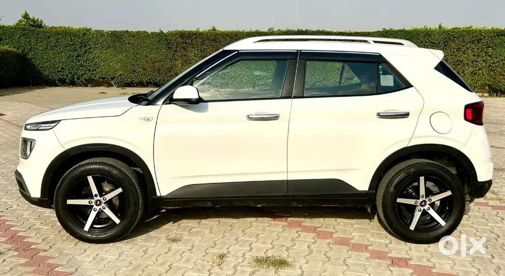 Hyundai Venue Diesel 2020 Edition New Allowy