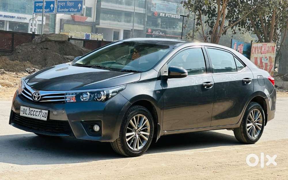 Toyota Corolla Altis 2013-2017 Vl At, 2015, Petrol