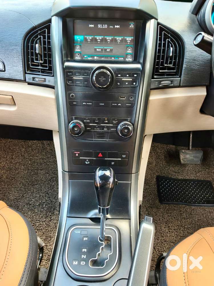 Mahindra Xuv500 At W6 2wd, 2017, Diesel