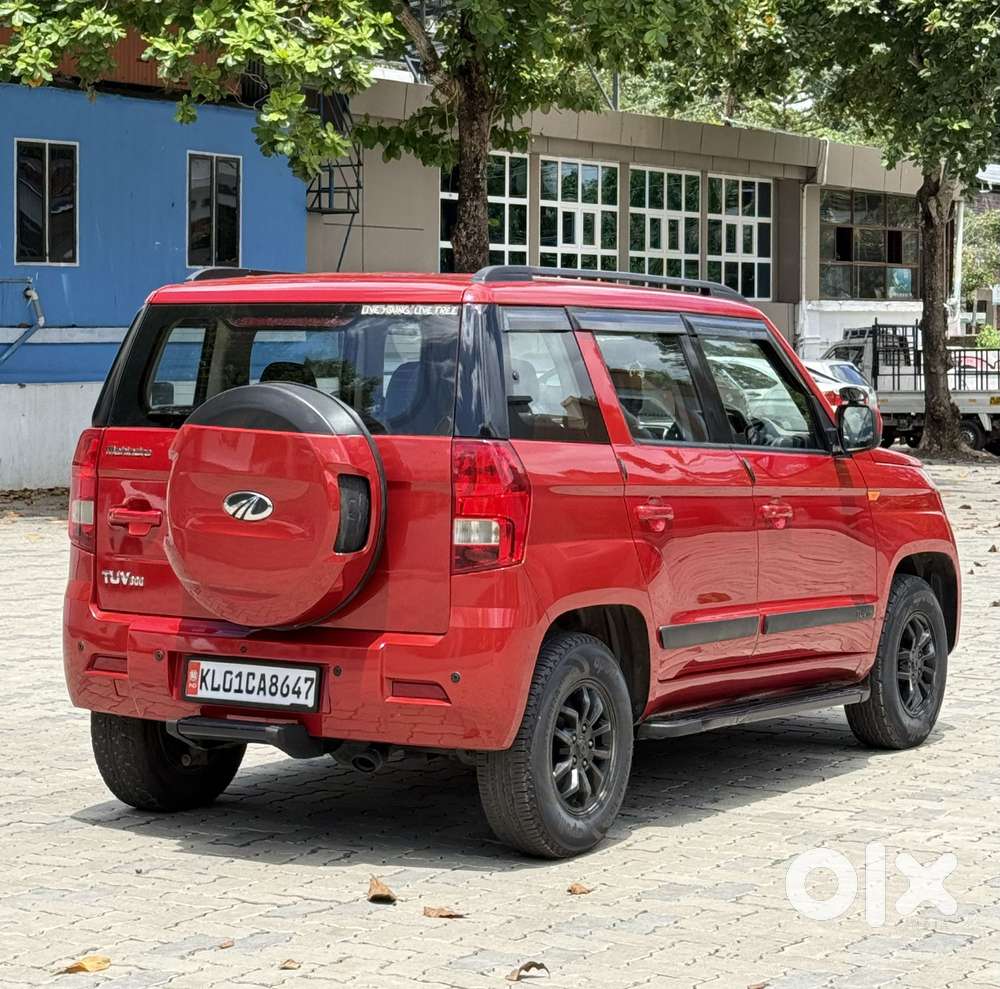 Mahindra Tuv 300 Mhawk100 T8, 2017, Diesel