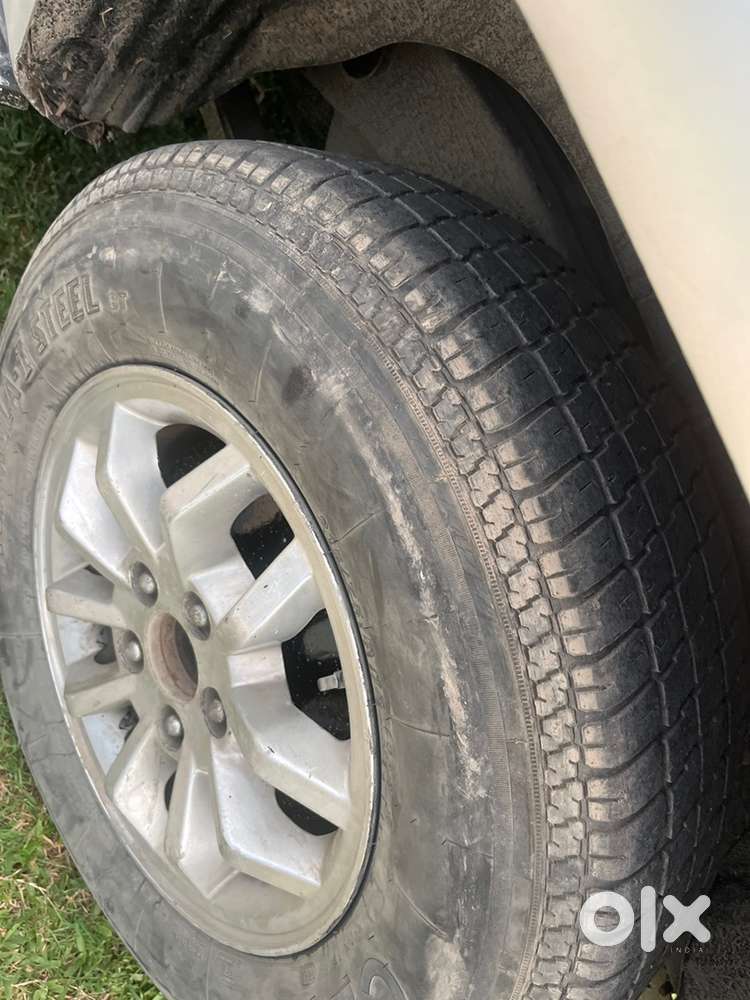 Mahindra Tuv 300 Diesel 2018