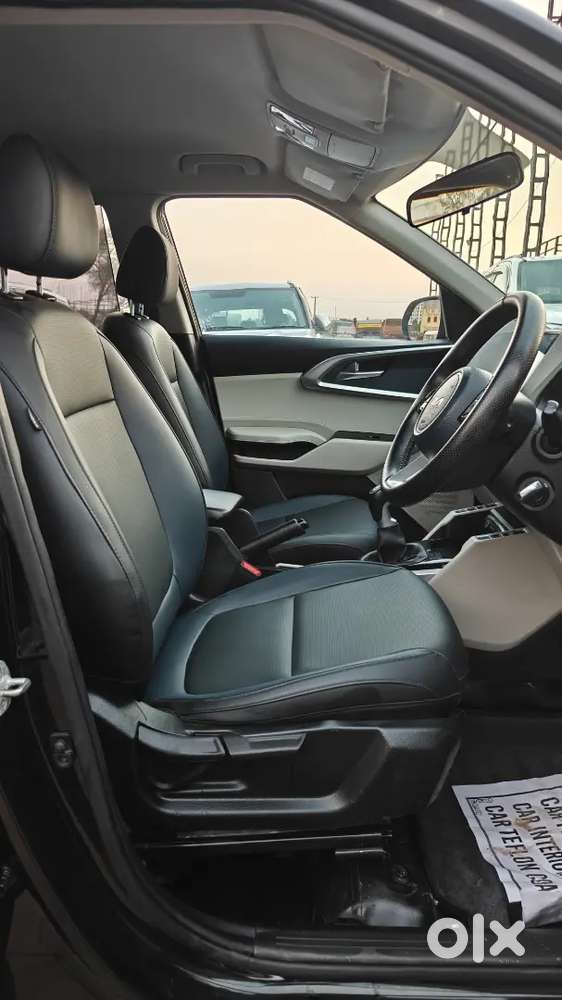 Kia Carens 2024 Petrol Well Maintained