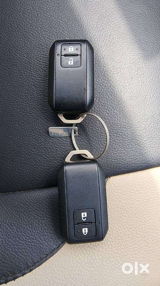 Maruti Suzuki Ertiga Zxi Shvs, 2020, Petrol