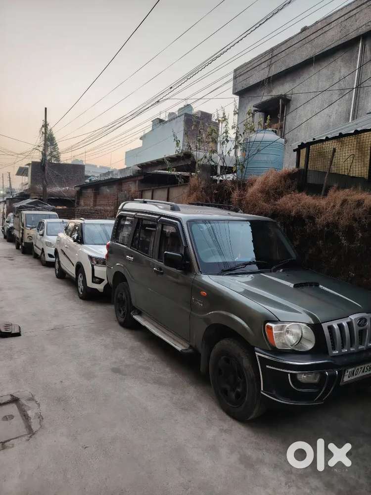 Mahindra Scorpio Classic 2012 Diesel 150000 Km Driven