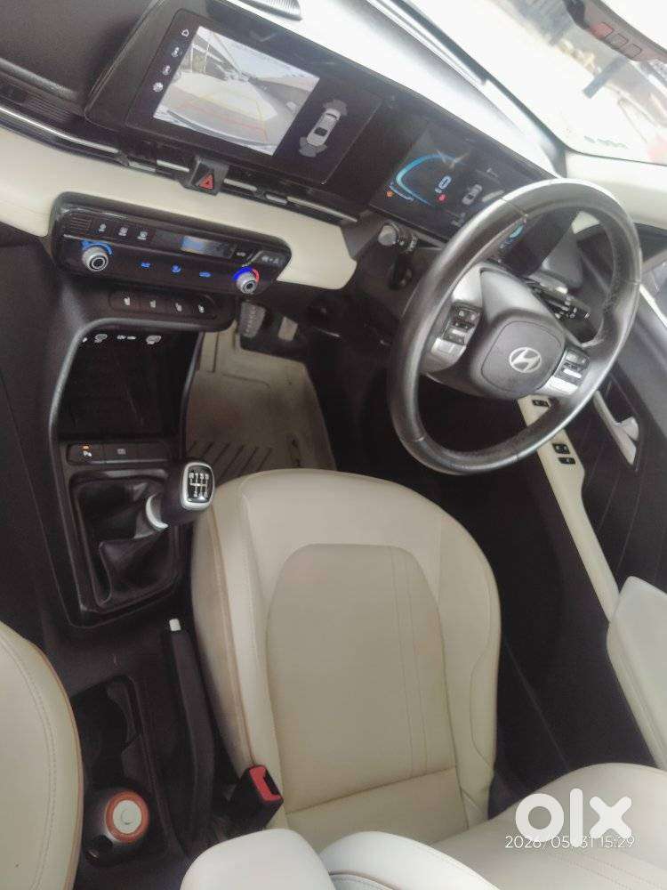 Hyundai Verna 1.5 Mpi Mt Sx (o), 2023, Petrol