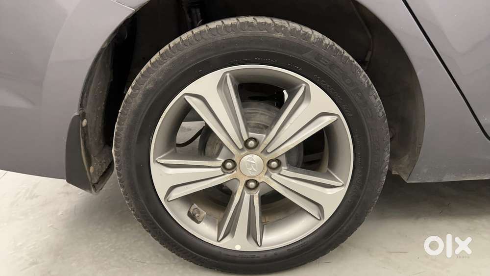 Hyundai Verna [ ] Fluidic 4s 1.6 Crdi Sx (o) At, 2018, Petrol