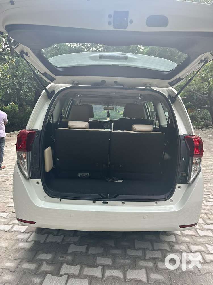 Toyota Innova Crysta 2.8z Automatic, 2019, Diesel