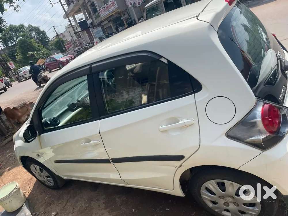 Honda Brio Petrol Mt 2014