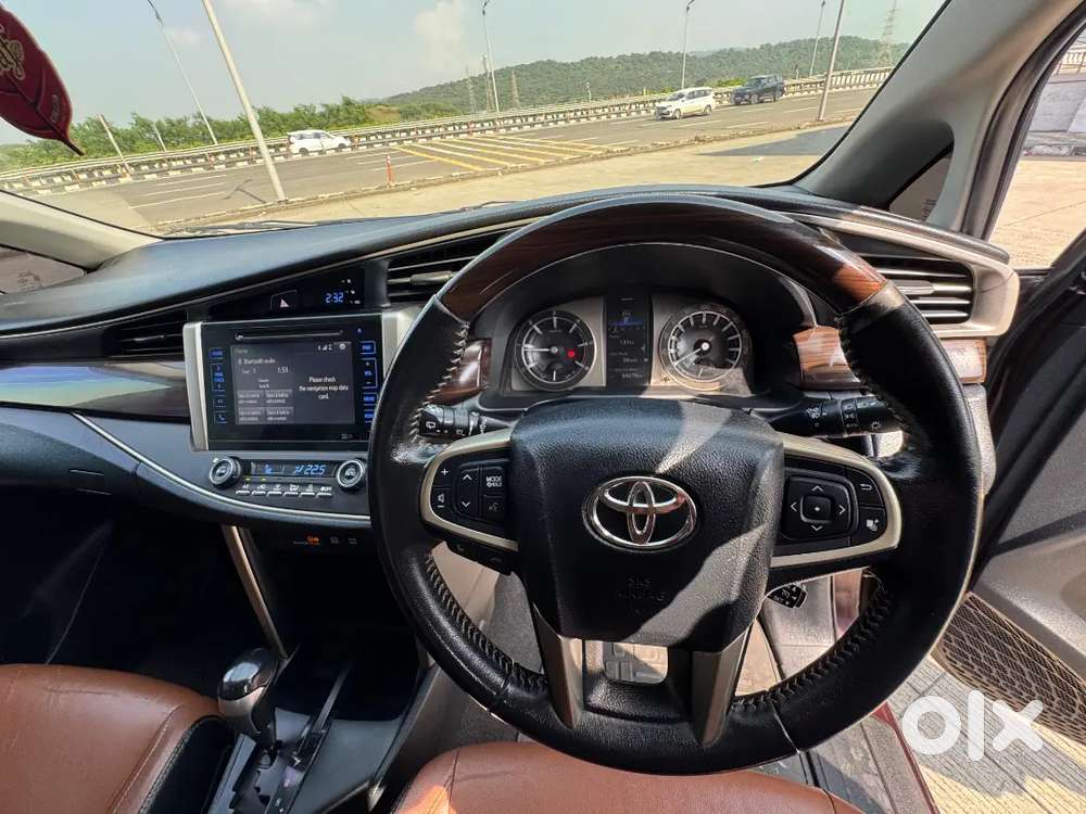 Toyota Innova Crysta 2016 Diesel 70000 Km Driven