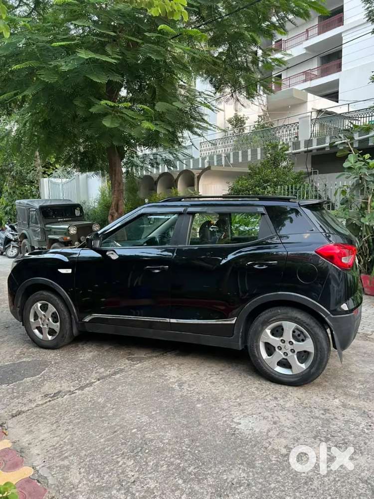 Mahindra Xuv300 (o) Sunroof Diesel 2022