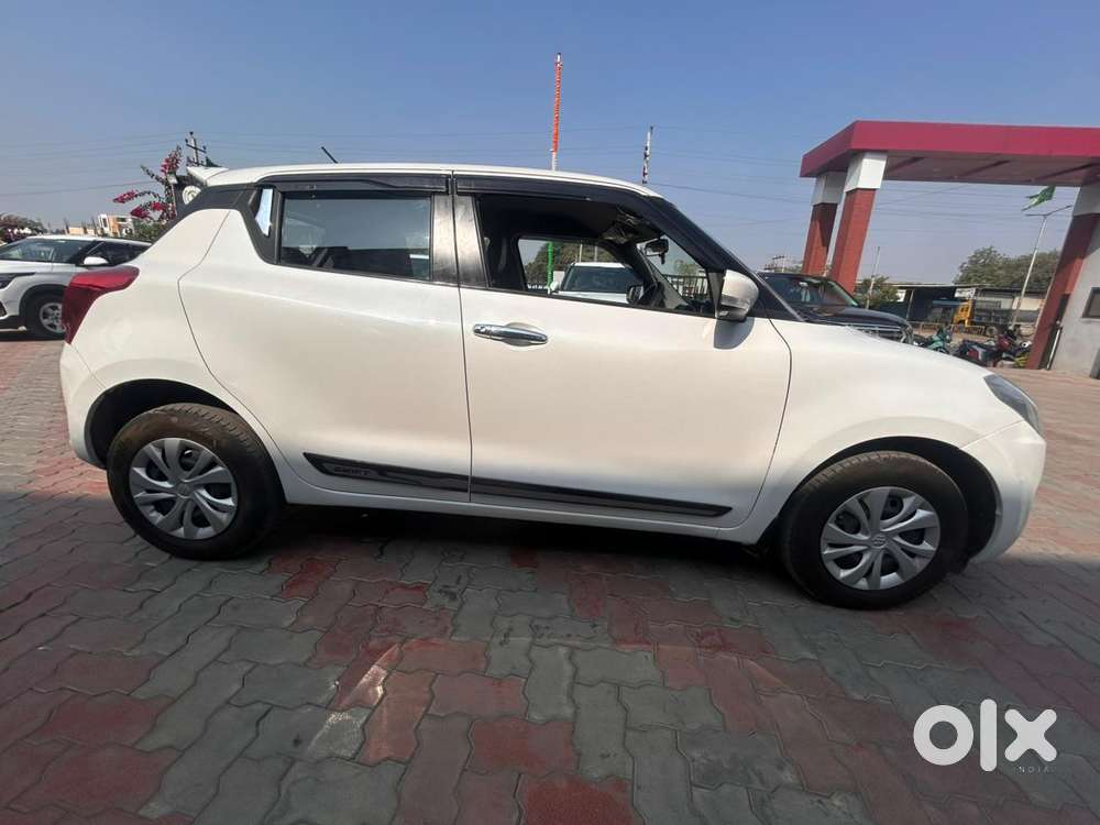 Maruti Suzuki Swift 2018 Vxi, 2022, Petrol