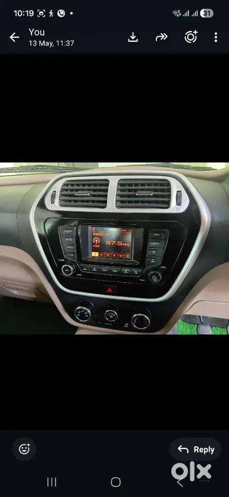 Mahindra Tuv 300 Top Model