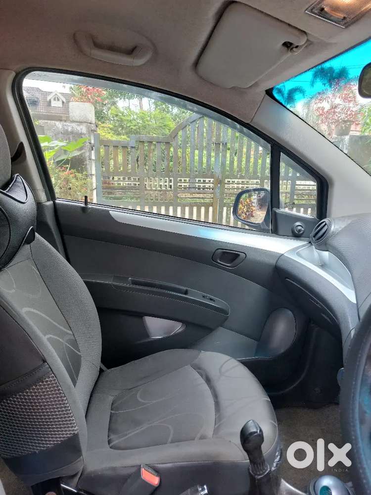 Chevrolet Beat Petrol 2015