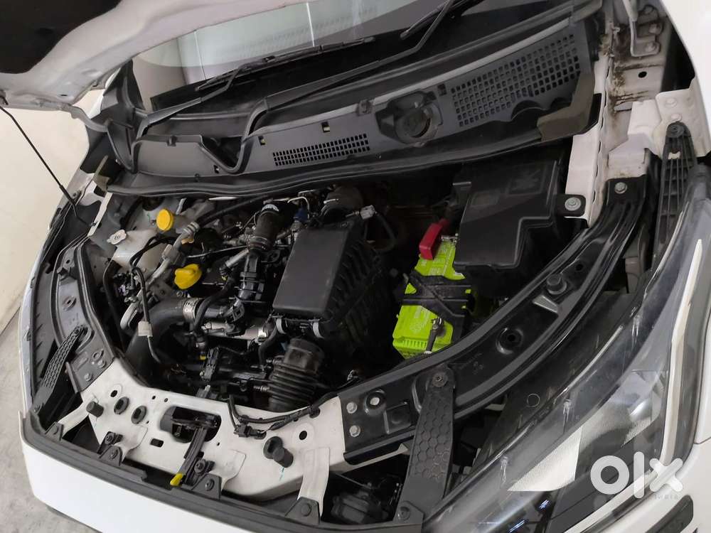 Nissan Magnite Xv Turbo, 2022, Petrol