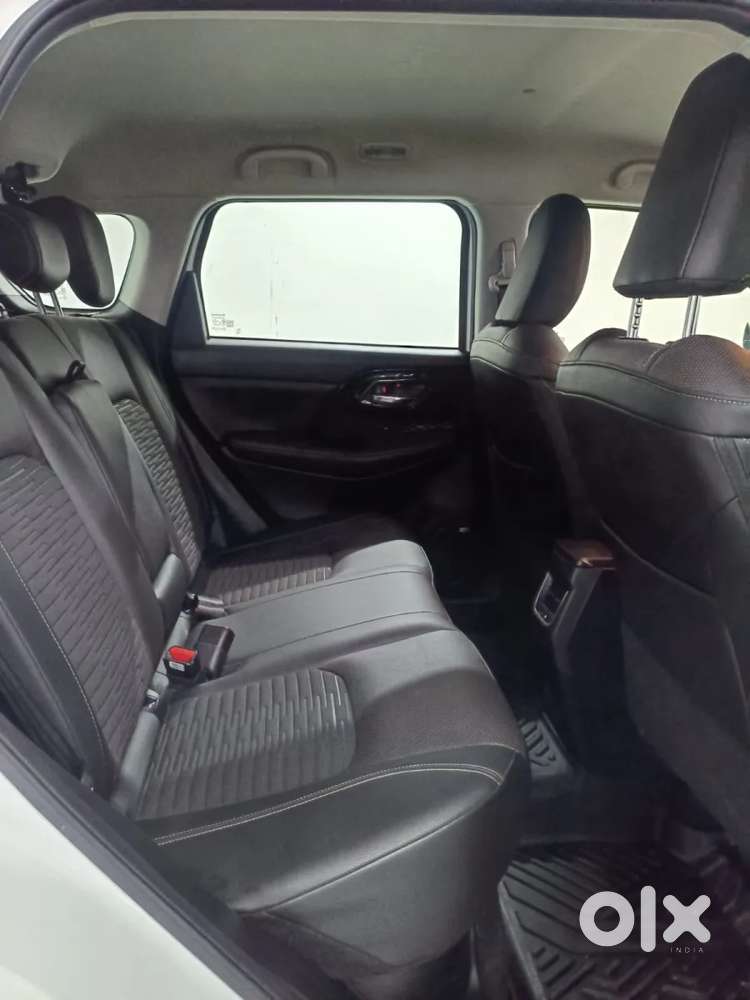 Maruti Suzuki Victoris, 2026, Petrol