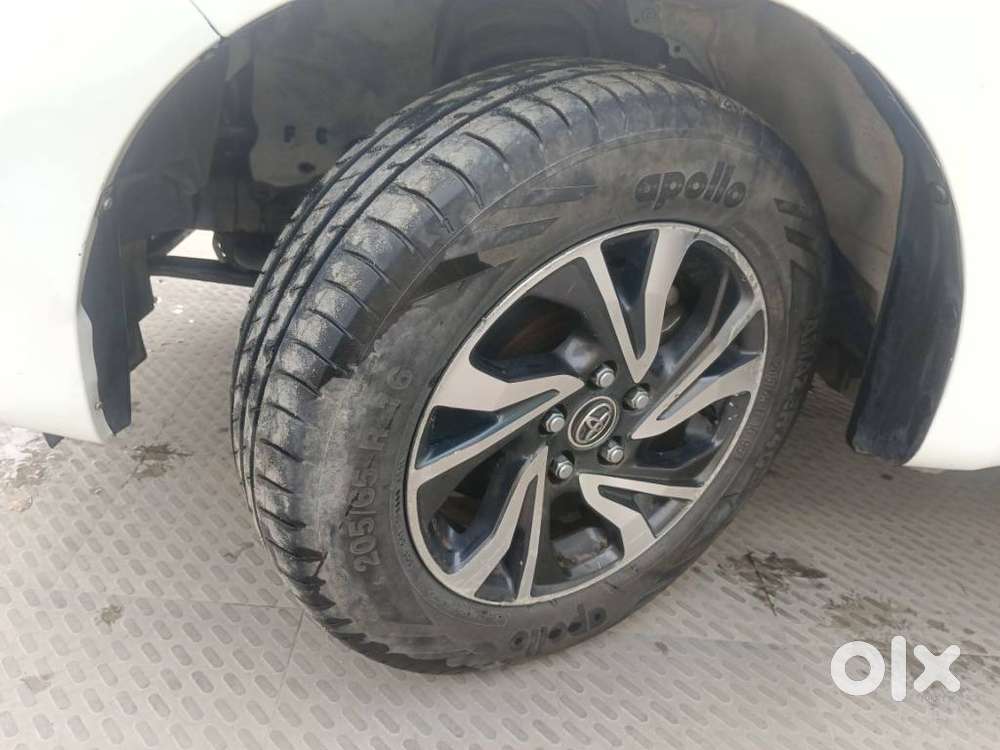 Toyota Innova Crysta 2.4 G Mt 7 Str, 2021, Diesel