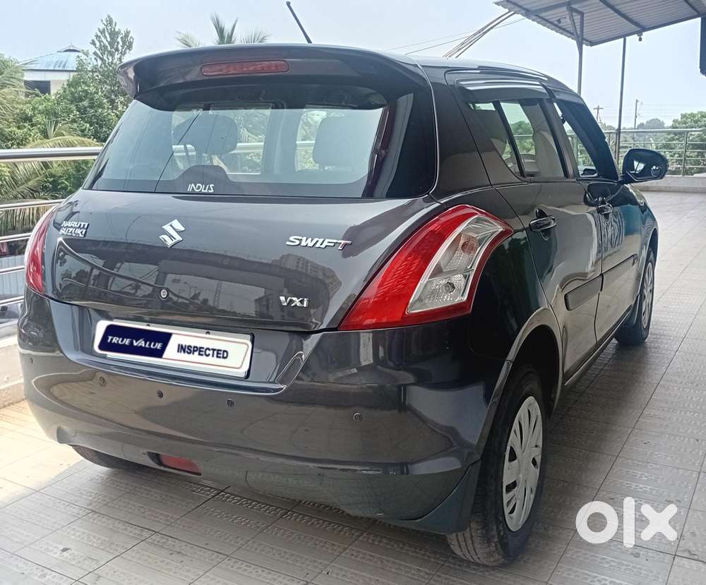 Maruti Suzuki Swift Vxi Optional, 2016, Petrol