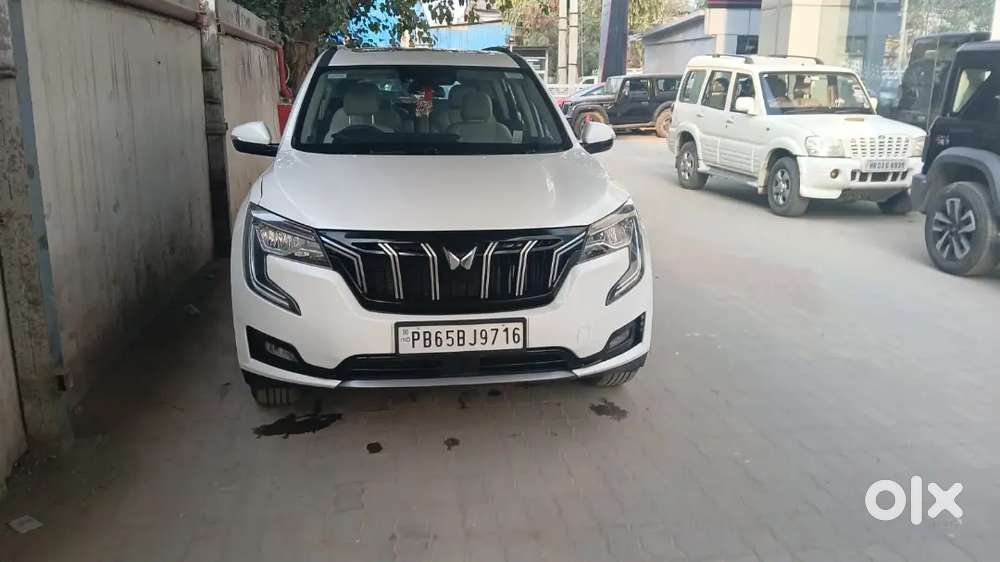 Mahindra Xuv700 2025 Diesel 9500 Km Driven