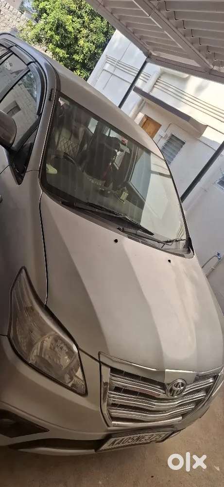 Toyota Innova 2.5 Gx 2012