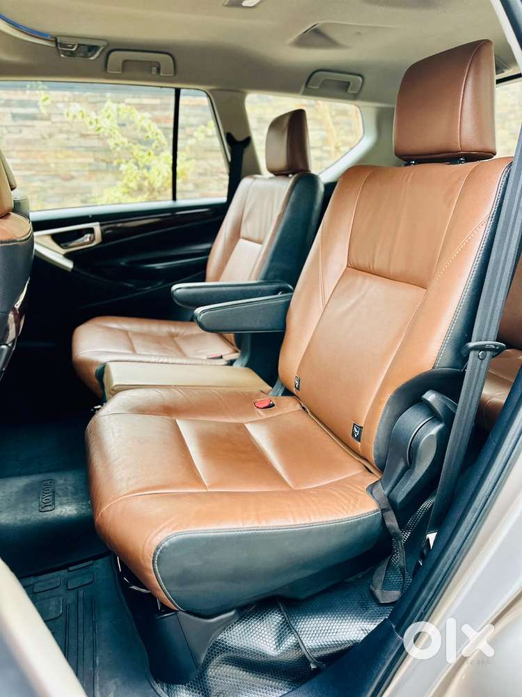 Toyota Innova Crysta 2.8z Automatic, 2018, Diesel
