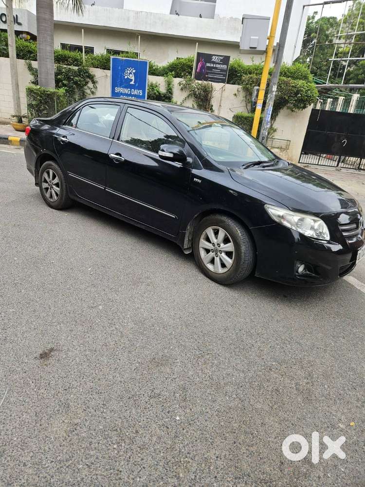 Toyota Corolla Altis 2011/2012