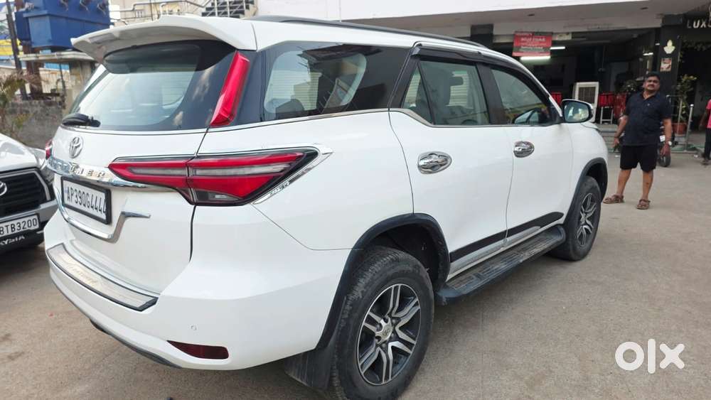 Toyota Fortuner 4x2 Mt 2.8 Diesel, 2022, Diesel