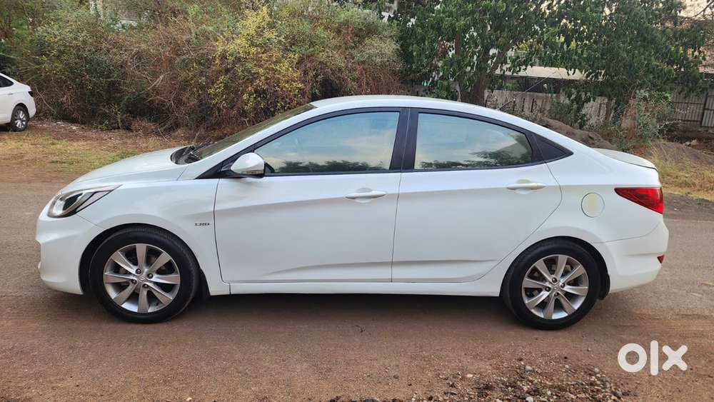 Hyundai Fluidic Verna 2013