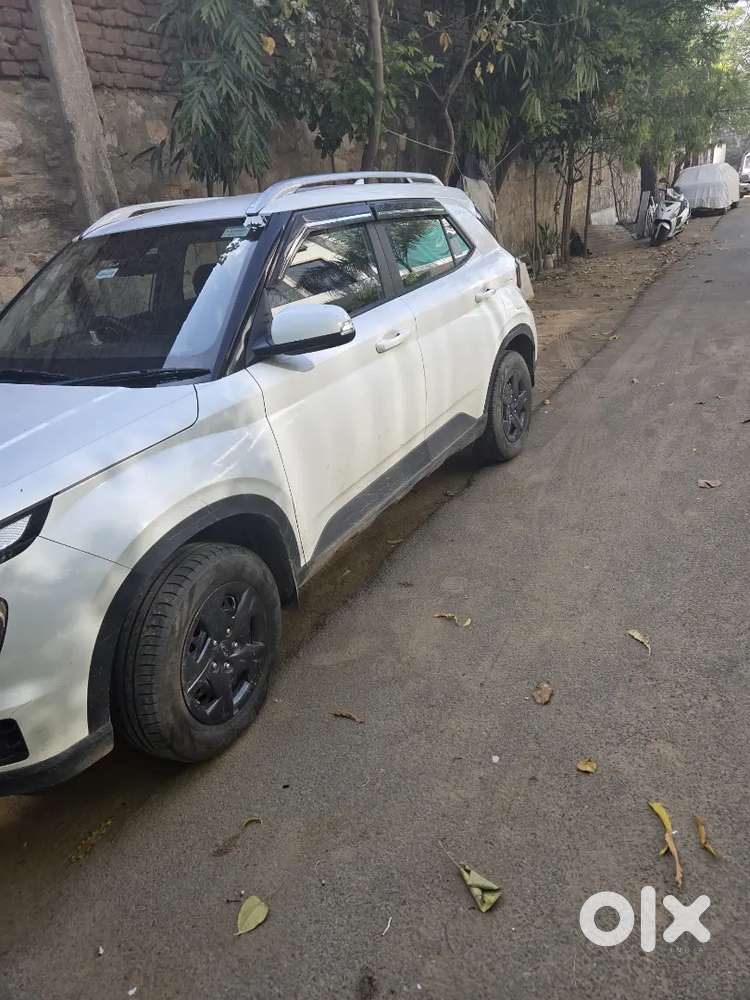 Hyundai Venue 2023 Diesel Good Condition