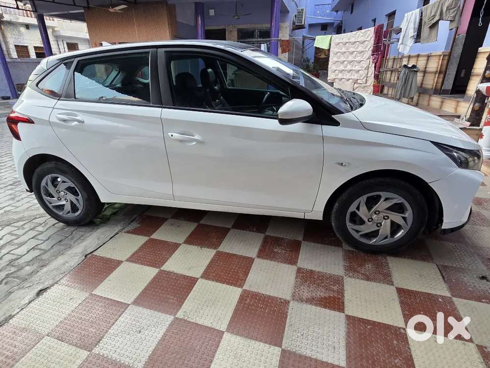 Hyundai New I20 2020 Petrol 100000 Km Driven