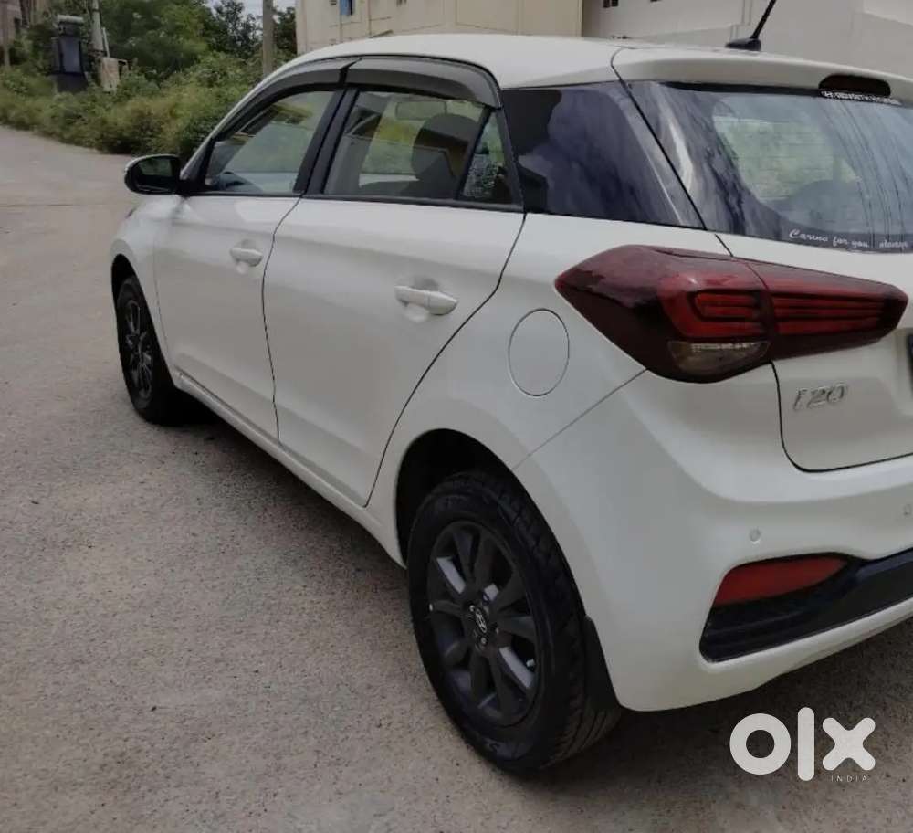 Hyundai Elite I20 2020 Petrol 30000 Km Driven