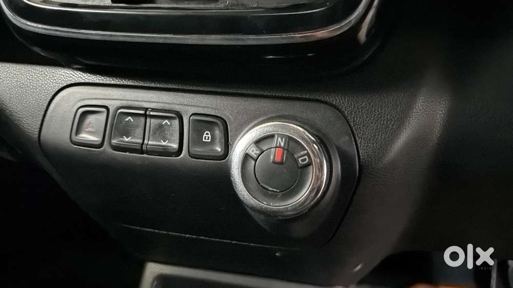 Renault Kwid 1.0 Rxt Amt Opt, 2018, Petrol