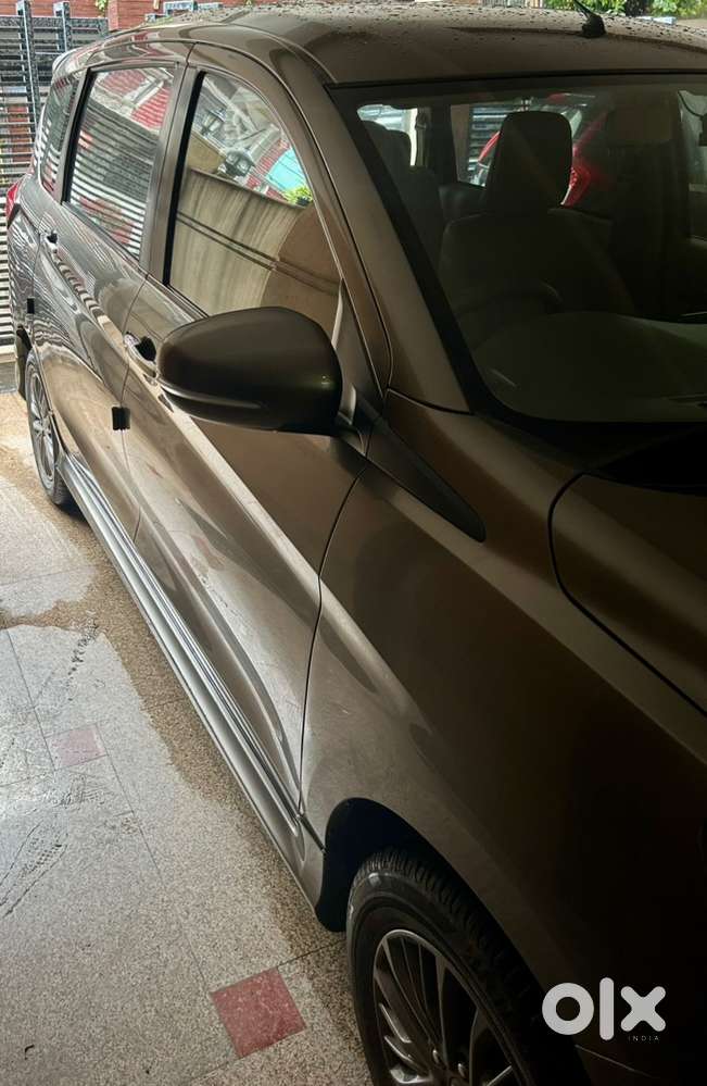 Maruti Ertiga Zxi Plus 2021