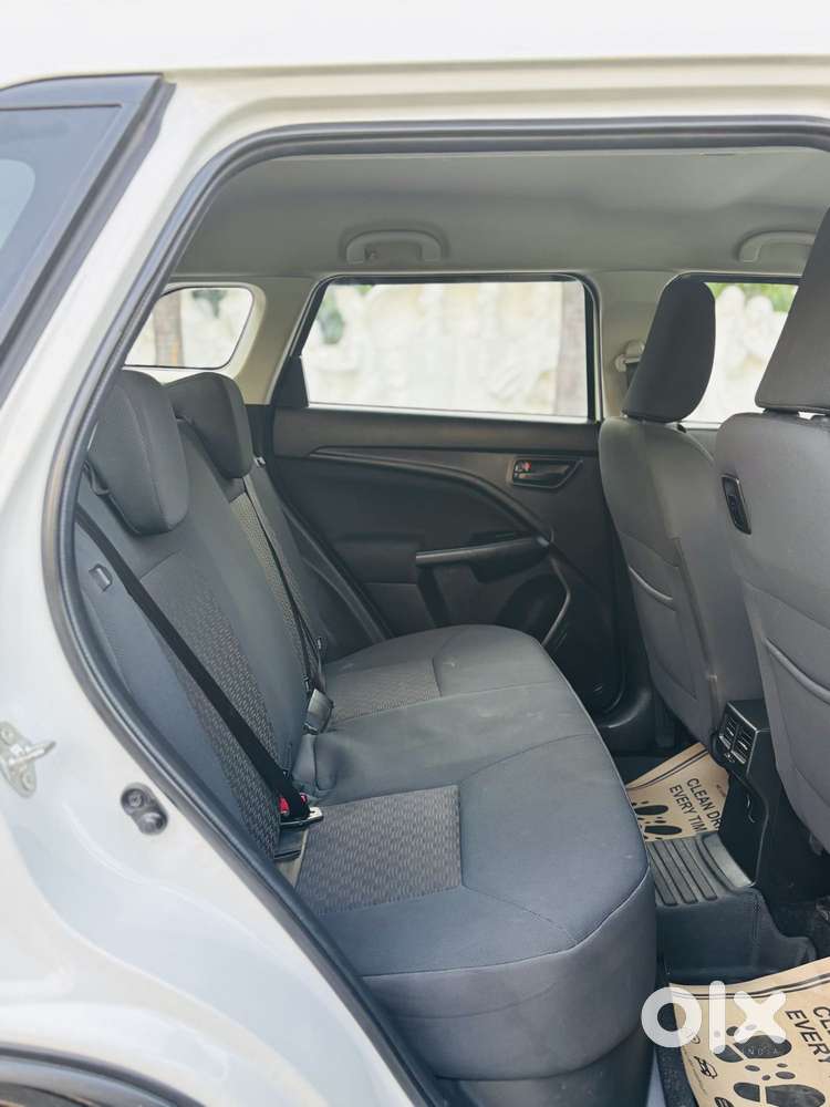 Maruti Suzuki Vitara Brezza 1.5 Vxi At, 2023, Petrol