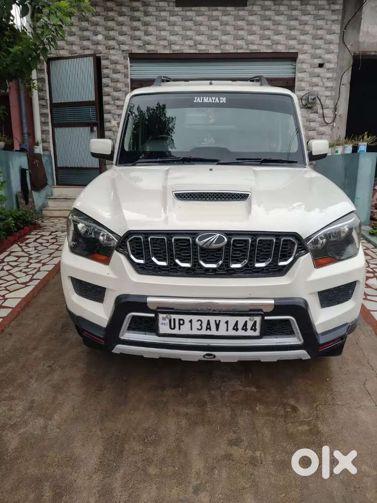 Mahindra Scorpio S6 Plus 2016