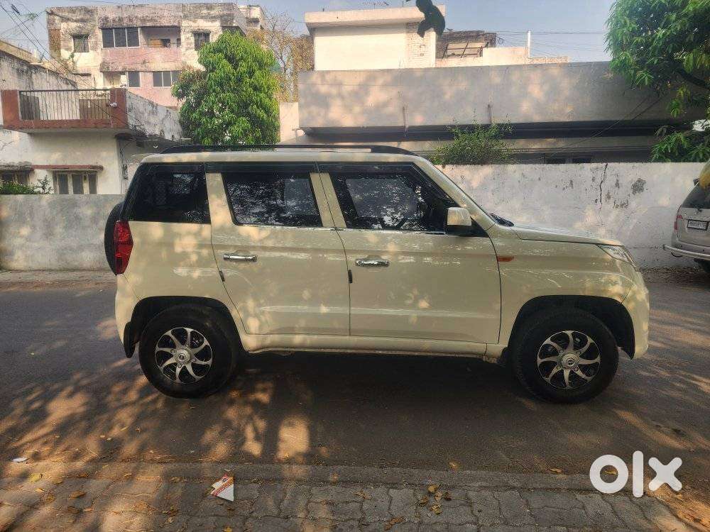 Mahindra Tuv 300 T6, 2017, Diesel