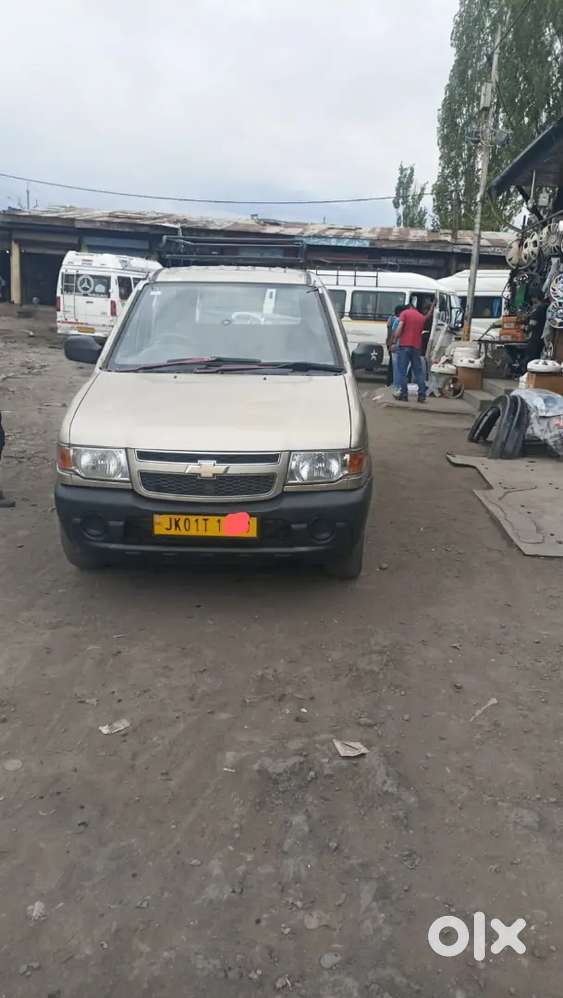 Chevrolet Tavera 2012 Diesel 175848 Km Driven