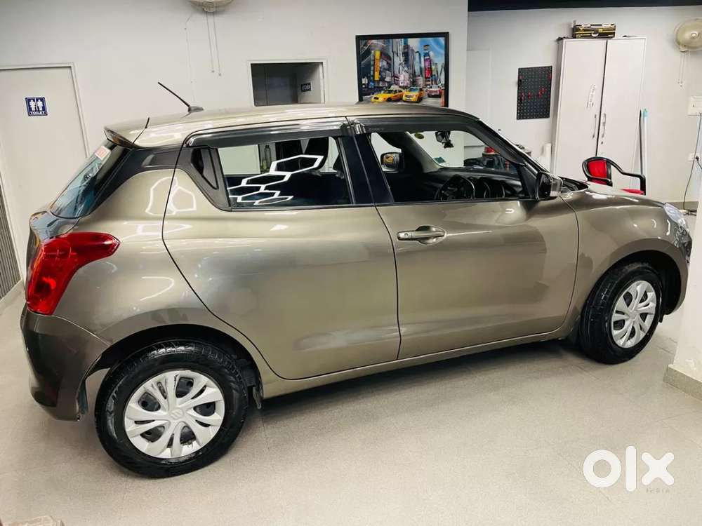 Maruti Suzuki Swift Vxi, 2021, Petrol
