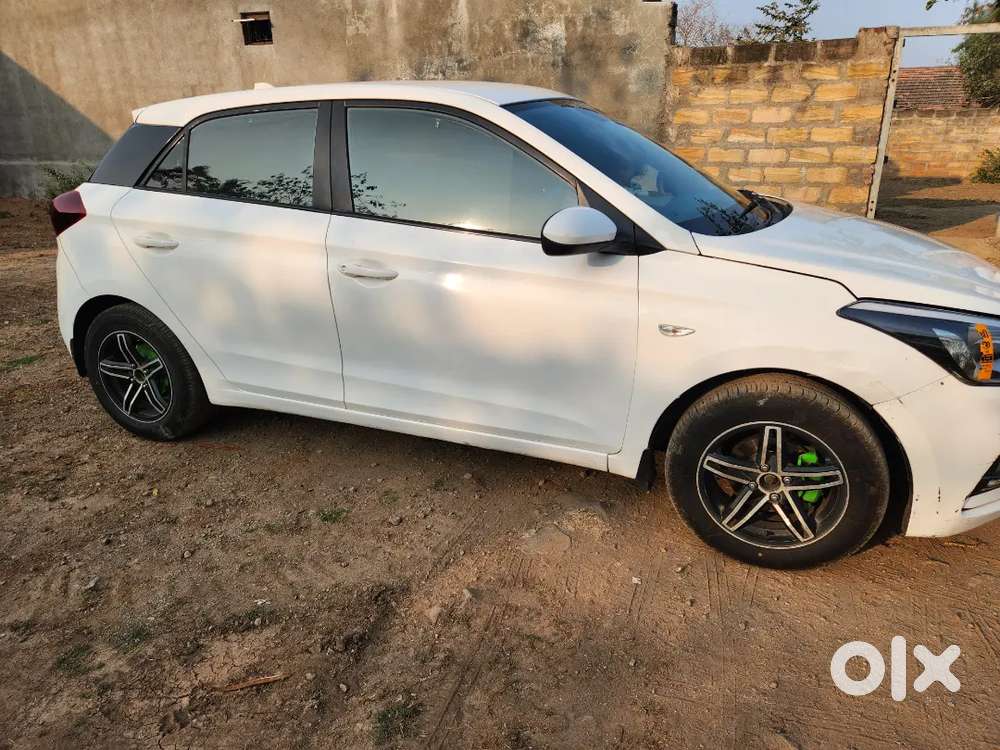 Hyundai Elite I20 2019 Petrol 130 Km Driven