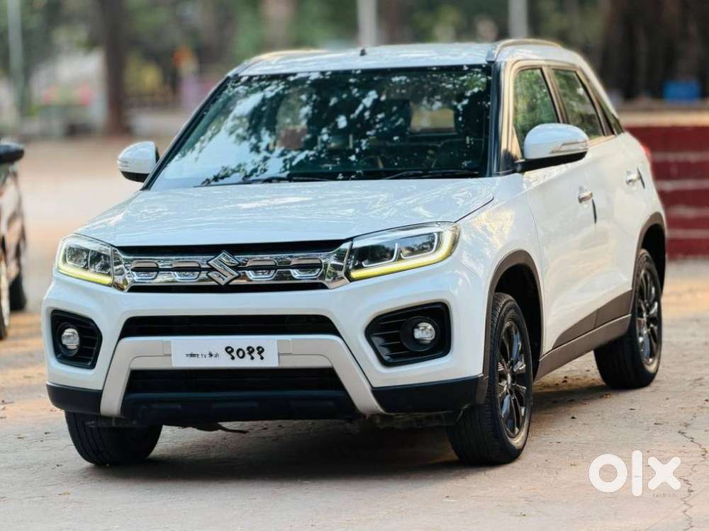 Maruti Suzuki Brezza 1.5 Zxi Smart Hybrid, 2020, Petrol