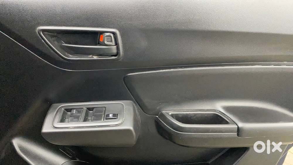 Maruti Suzuki Swift Vvt Lxi, 2023, Petrol