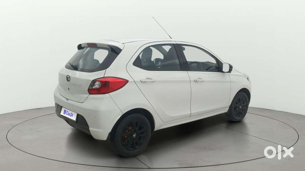 Tata Tiago 1.2 Revotron Xza, 2018, Petrol
