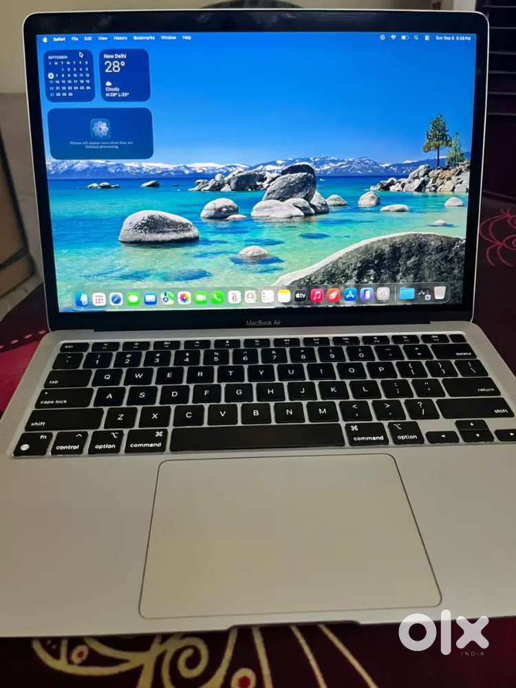 Macbook M1 Air